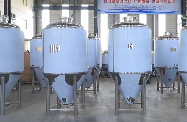 500 KG Conical Beer Fermenter with Heating and Cooling Jacket 1000L Commercial Grade