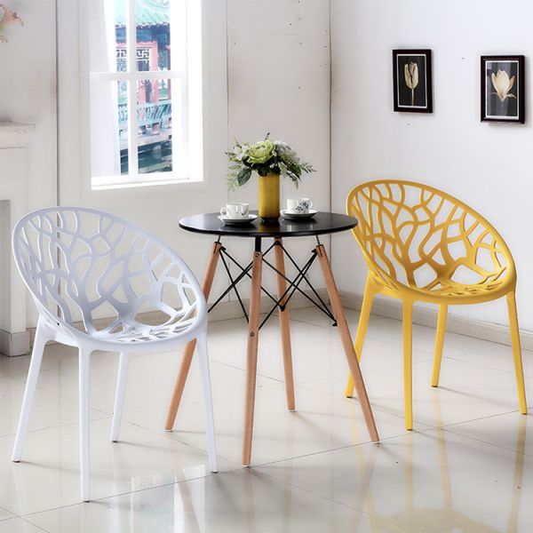 Outdoor Table and Chair Set Modern Plastic Furniture for Comfortable Restaurant Dining