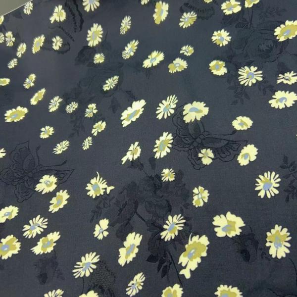 110GSM Jacquard Textured Fabric With Raised Pattern Printed Viscose Rayon Fabric