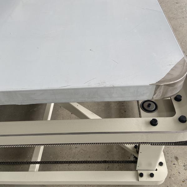 Cabeça semiautomática da costura da máquina ZOLYTECH 300U da borda da fita do colchão da compra