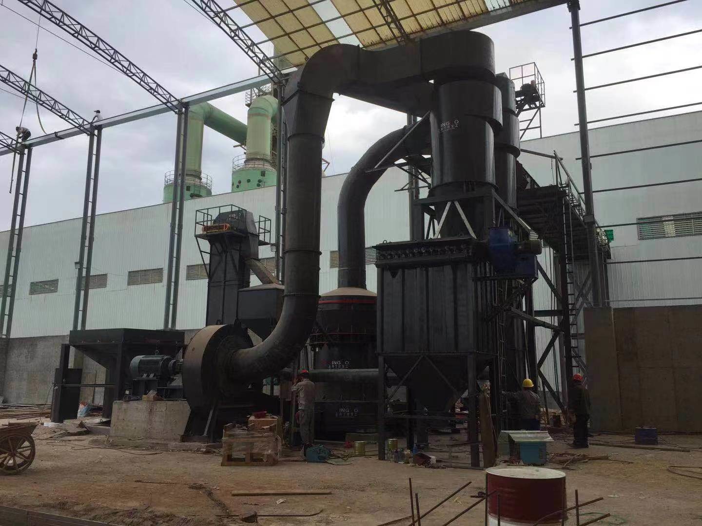 1-25tph Capacity Limestone Raymond Grinding Mill Machine Finished Size mm 0.18-0.045mm