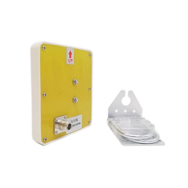 External Directional Uwb Antenna For Medical Applications 6250-6750MHz  13dBi N Connector 140x120x25mm