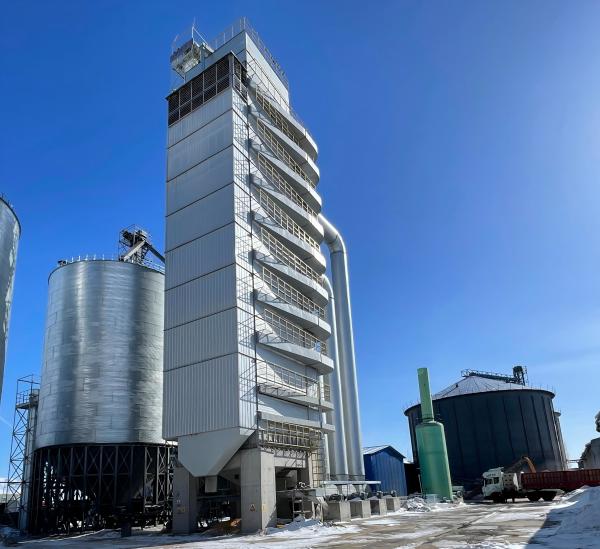 Technical Parameters And Crush Ratio Increment Grain Dryer Machine With Clean Hot Air Heating Medium