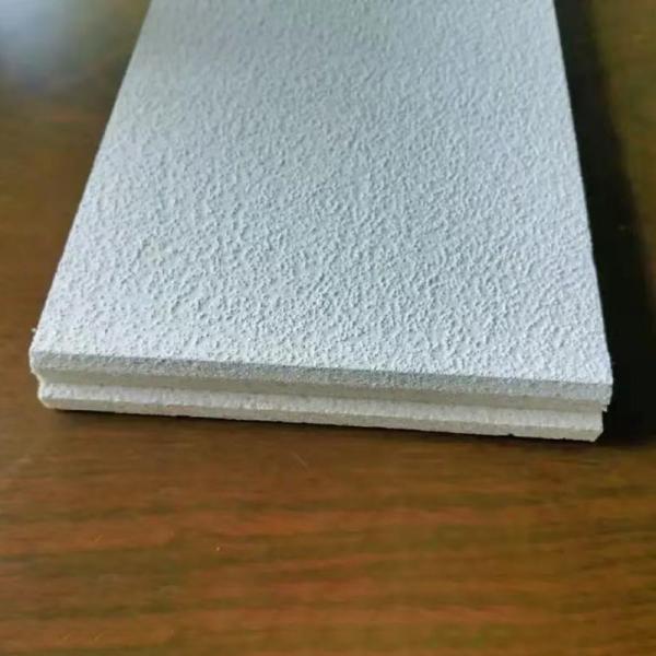 Modern 2X4 Bulk Mineral Wool Ceiling Tiles Square Grid Design Artistic For Soundproof Fireproof Hotels Hospitals