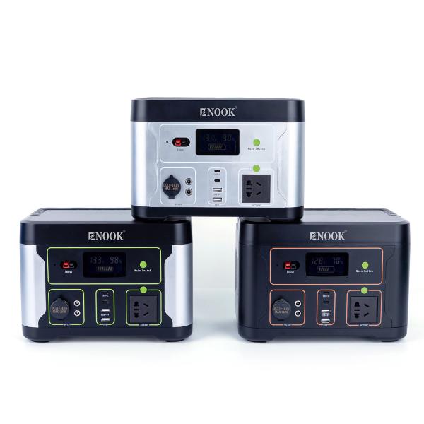 Portable 1000W Solar Charging Station Battery Customized For Outdoor RV