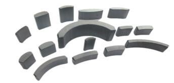 Круговая дуговая серия типа твердый постоянный магнит феррит для инверторных дви