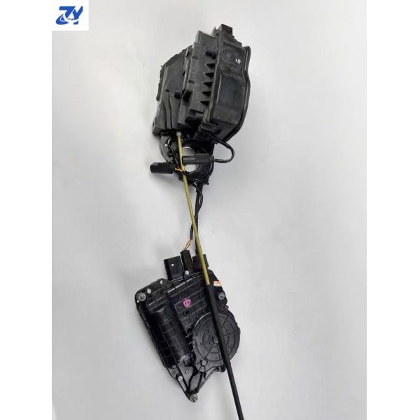 Suitable for Rolls-Royce Dawn Ghost original high-quality second-hand front and rear door lock block locking system