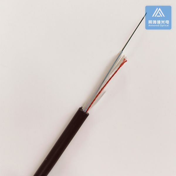 4 Cores Black PE Fiber Optic Cable 7.0mm Indoor And Outer Door