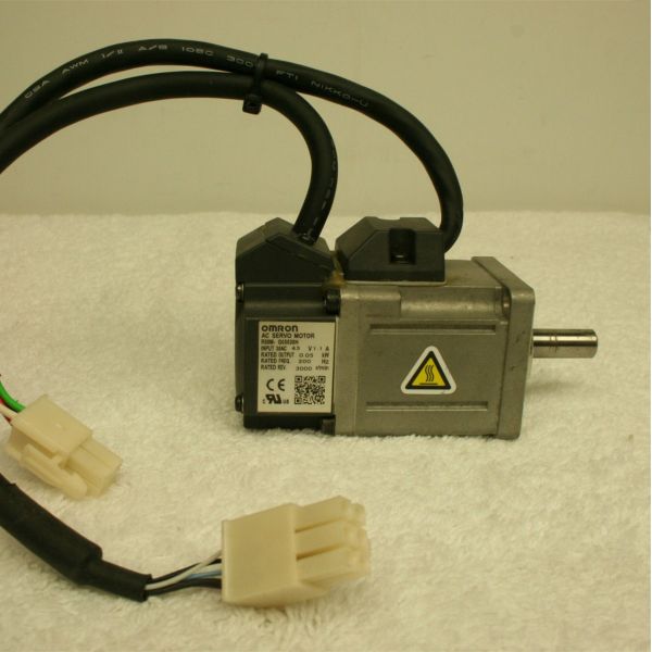 OMRON AC Servo Motor R88M-G4K510T-S2-Z Cylindrical and flat servo motors up to 3000 rpm 200V 4KW