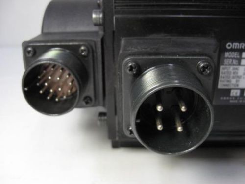 R88M-G3K020T-B-Z AC Servomotor OMRON Encoder 3kW 200 VAC Without Key / With Brake 2000rpm