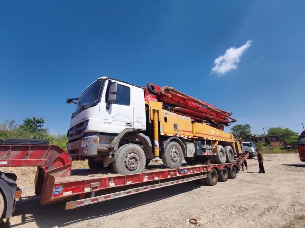Fournir un service après-vente camion pompe montée Putzmeister 46 Meter pompe à pompe utilisée