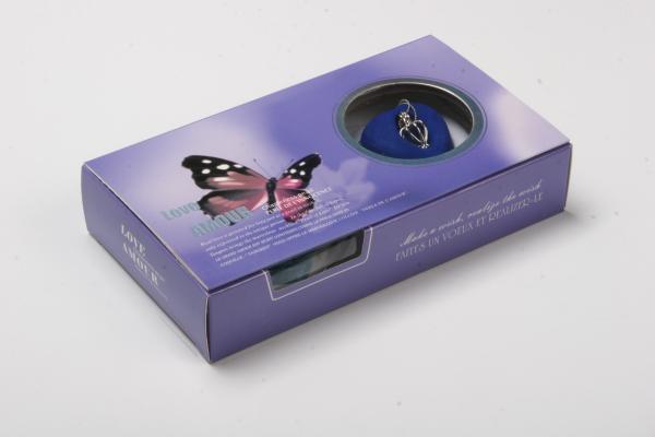 French Versions Color Box  Love Pearl Necklace Gift Box With Fashion Cage Pendant for Special Holiday Gift
