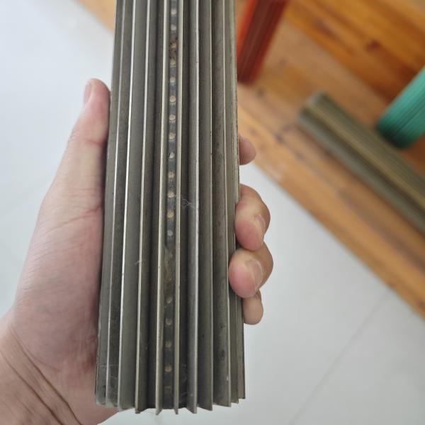 DLLKO スチールフィンのチューブ 12FPI ミニフィンのピッチ 300°F 作業温度 0.96mm 壁