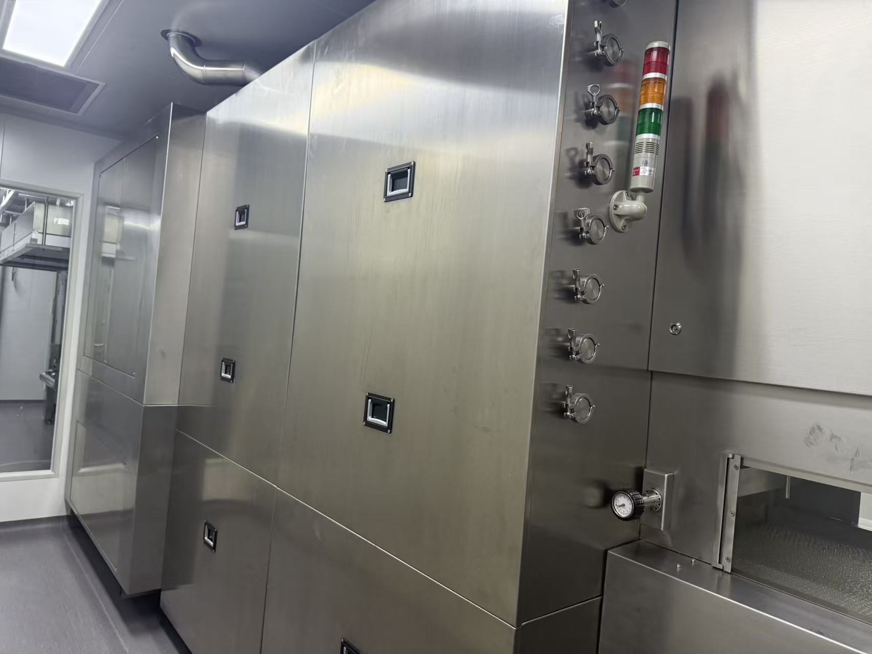 Tool-Free CIP for 1-2ml Ampoule Washing Sterilizing Filling Sealing Line, 20000 pcs/h Compact Monoblock AGF-3S