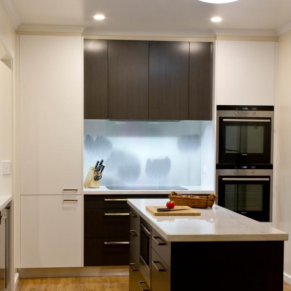 White And Wood Grain PVC Kitchen Cabinet Island Furniture L Shape Modular Customized
