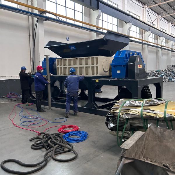 CR 1800 Type Scrap Car Shredder Large Auto Shell Shredder Price Recycling Scrap Metal Shredder Made in China