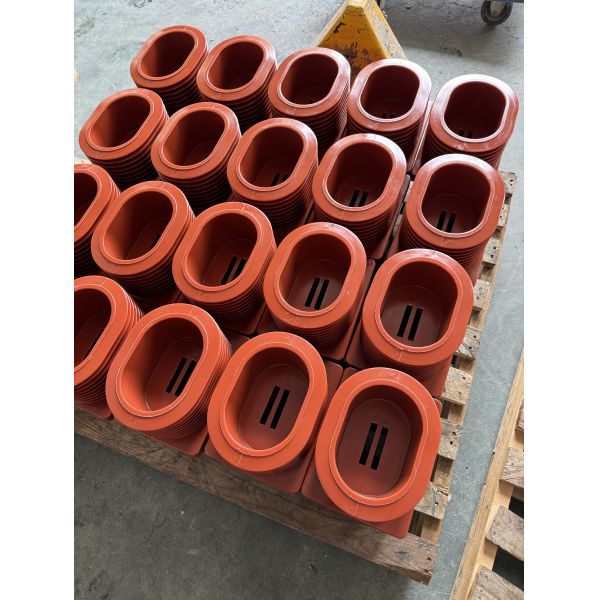 Надежная эпоксидная смола бросила втулку, стену шинопровода 24кВ через втулку