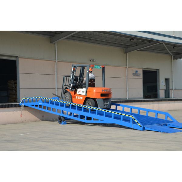6 8 10 12 15 Tons Mobile Loading Ramp Warehouse Equipment Forklift Container Ramp