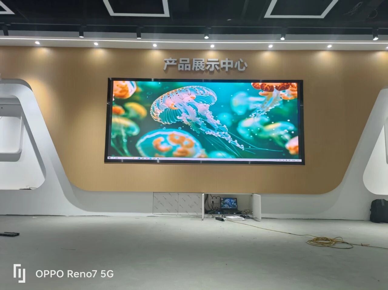 P1.86 P2 P2.5mm Indoor Wall Mounted LED Video Wall High Definition Ultra Thin