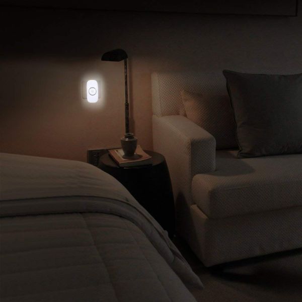Smart Night Light PIR Motion Sensor Control Cold White Body Induction Mini Lamp Plug-In Sensor Light