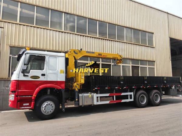 Grue montée sur camion Howo 6x4 400hp grue télescopique de 5 tonnes  SQ5SK2Q