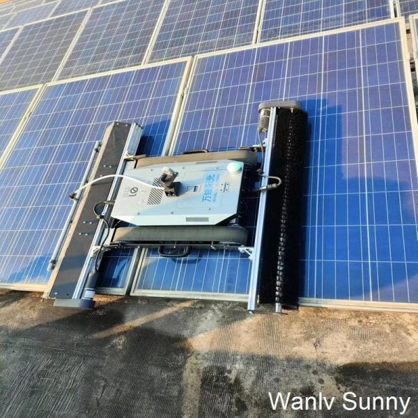 Automation Solar Panel Cleaning Machine DC Motor Controls Travel and Brush Rotation