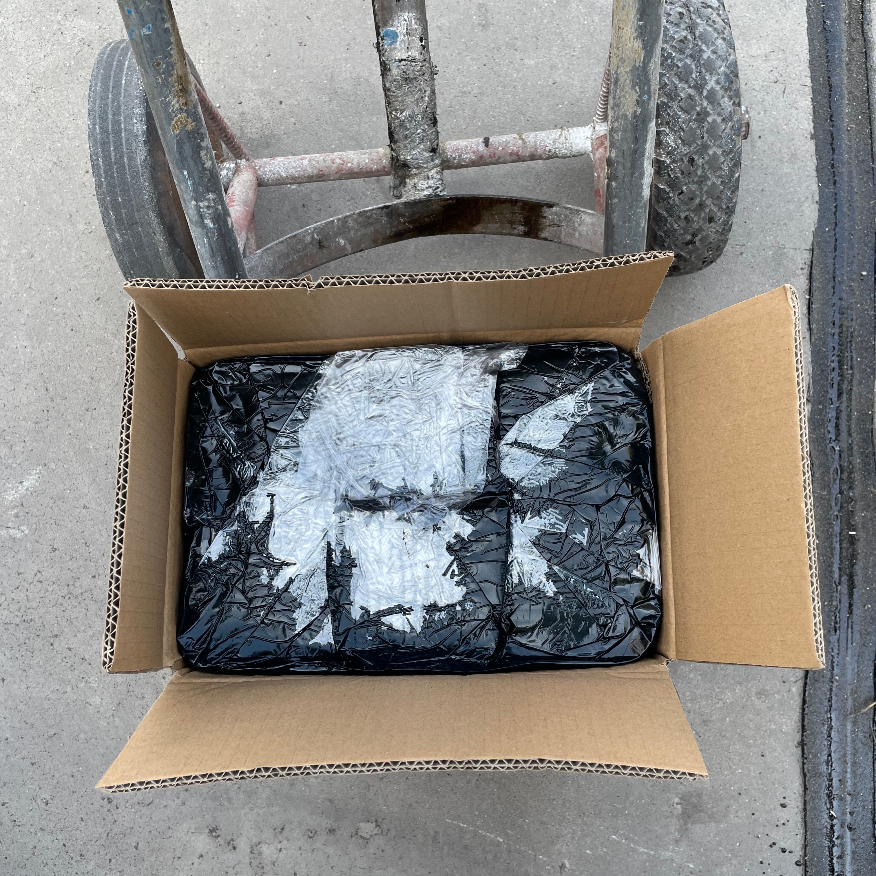 Special Crack Asphalt Joint Sealant Adhesive For Joint Sealing And Waterproofing