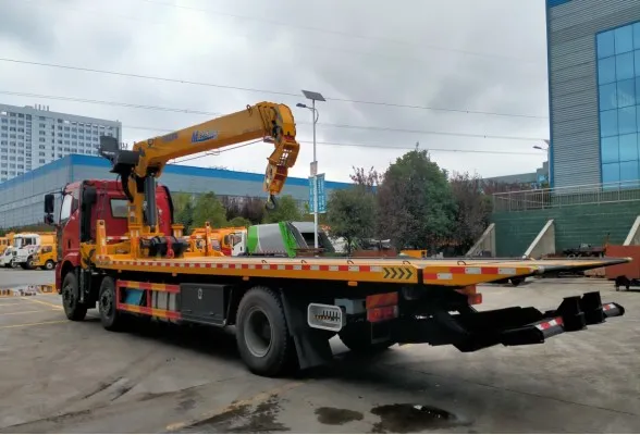 FAW 10 Tons Heavy-Duty Tow Truck with Crane