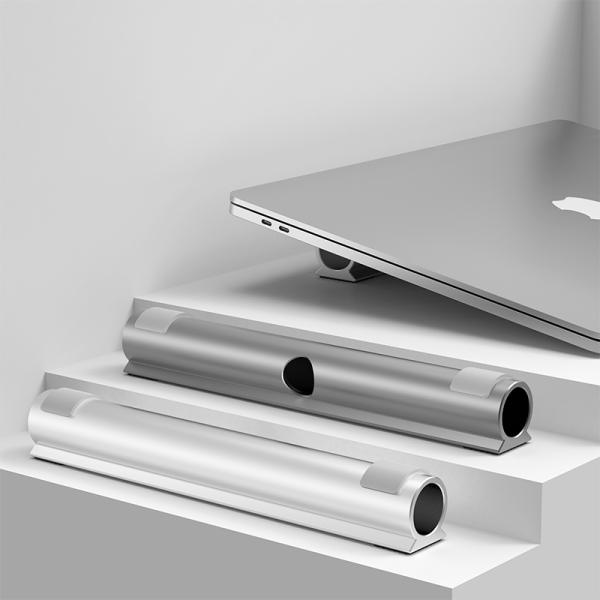 15 inches Alloy Rubber Personalised Laptop Stand 220g Silver Color