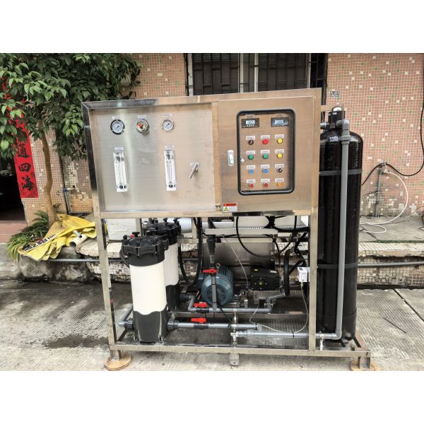Semi-automatic Reverse Osmosis Seawater Desalination System