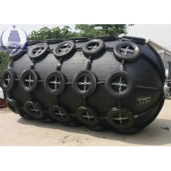 ISO17357 Certified Pneumatic Rubber Fender 50/80Kpa Pressure For Marine Protection