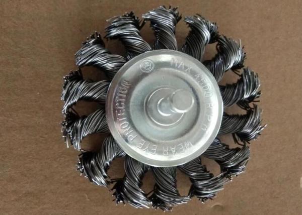 High Performance Wheel Brushes Knotted Shank Mounted 100mm OD for Derusting