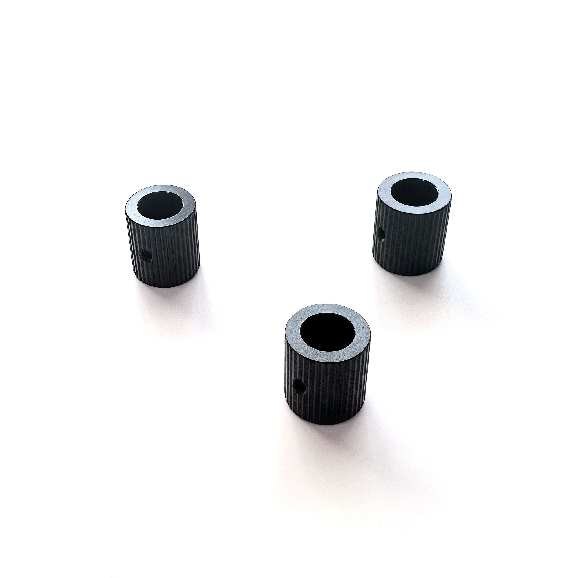 Vertical Knurled Aluminum Control Knob Black Blind Bore Potentiometer Knob with Side Set Screw Hole OEM Custom CNC Machined