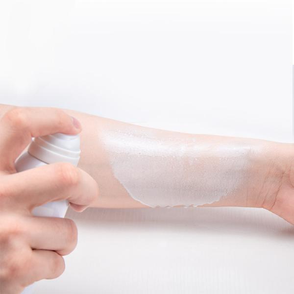 Косметики макияжа стороны OEM забеливая Moisturizing брызг солнцезащитного крема