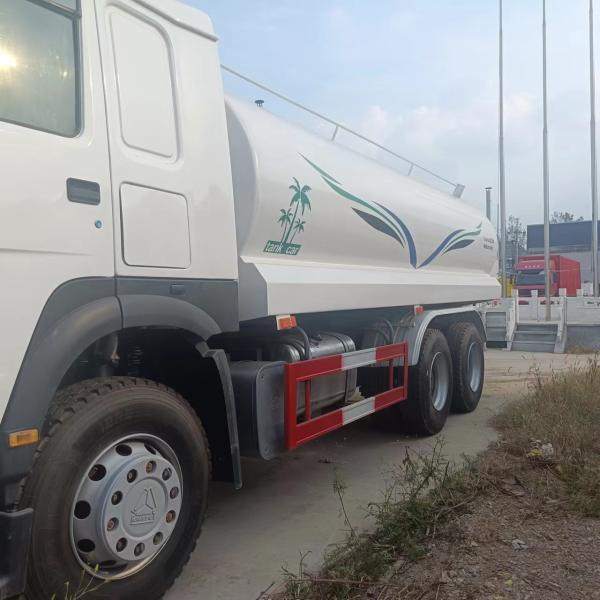 Second hand HOWO sprinkler 371 20 cubic meters Used watering truck manual diesel