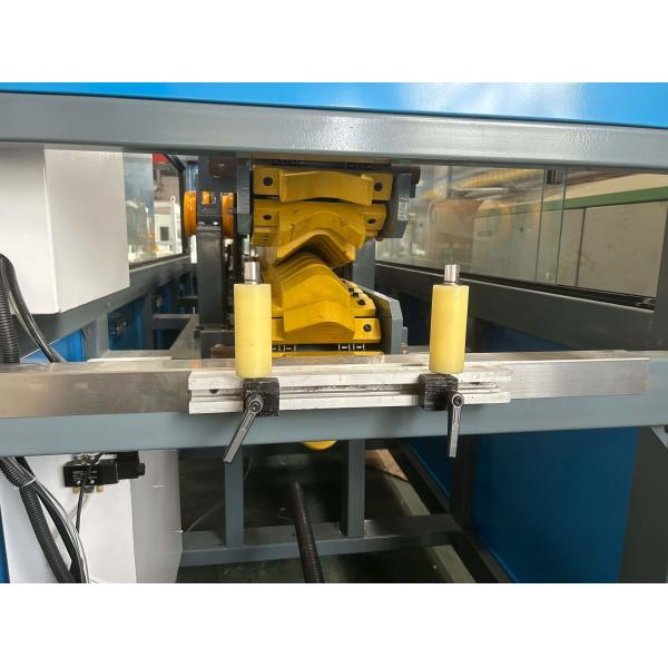 Cadena de producción formada especial de la protuberancia del perfil del PVC 22KW 1180M M