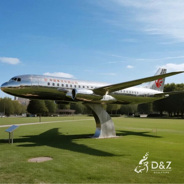 Stainless Steel Customizable Passenger Aircraft Sculpture for Outdoor Decoration and Aviation Art
