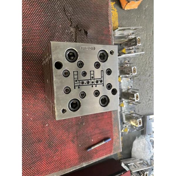 PVC Plastic Electrical Cable Trunking Profiles Extrusion Mold for Household Products
