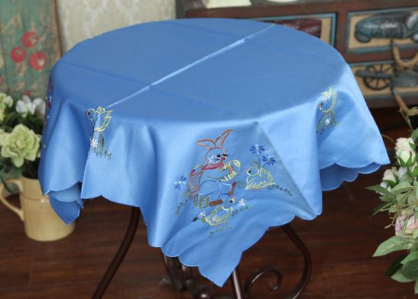 Multiple Colors Dining Table Cloth , Chemical Fiber Embroidery Table Cloth