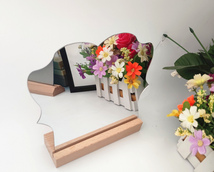Cute Irregular Cloud Shaped PMMA Acrylic Tabletop Vanity Mirror With Solid Wood Stand Shatterproof Portable Freestanding Makeup Mirror Custom Size