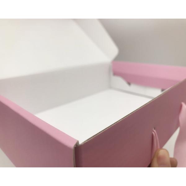 Напечатанные на заказ Kraft переработанные картонные почтовые ящики Одежда