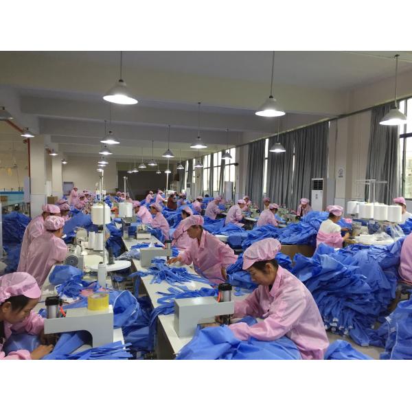 Customized Size Durable Non-Toxic Nonwoven M Disposable Isolation Gowns