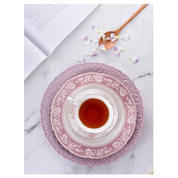 Ins Style Placas de cucharas de plato de porcelana Conjunto de vajilla de cerámica blanca para 10 usuarios