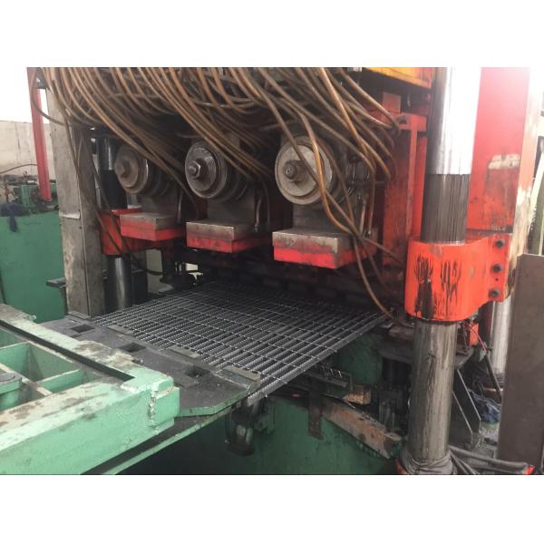 Grating de aço serrilhado passagem, barra de aço soldada que raspa o aço suave