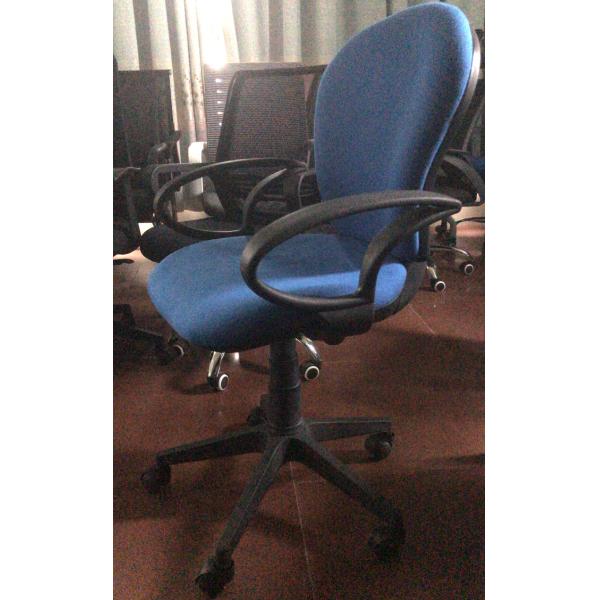 Lightweight Economical Office Chairs With Arms And Wheels SGS Approval