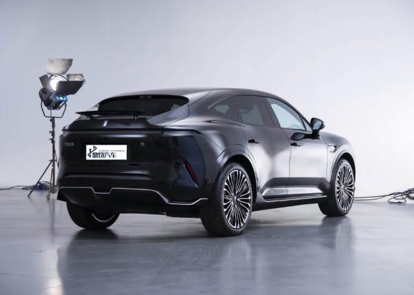 90kwh batterie Avatr voiture électrique 230KW Avatr 11 Nouveau véhicule électrique énergétique