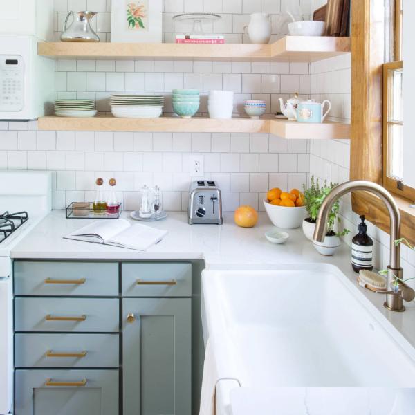 American Shaker Style Light Blue Lacquer Small Kitchen Cabinet Set With Sink For Cottage