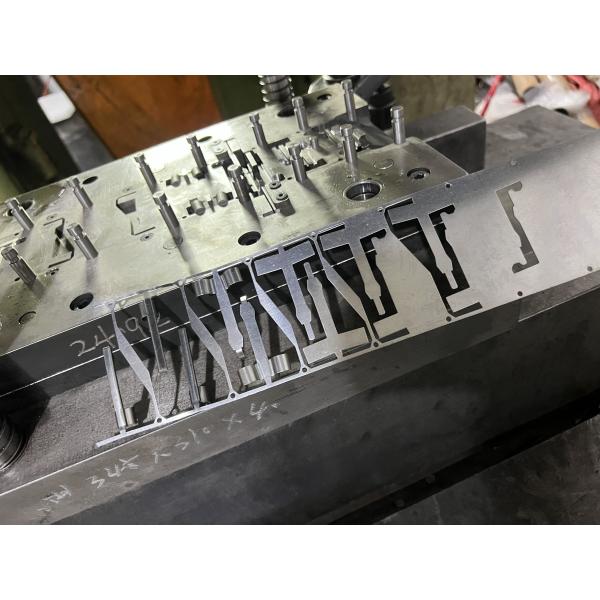 Home continuous die shrapnel OEM custom copper iron aluminum sheet metal processing metal stamping