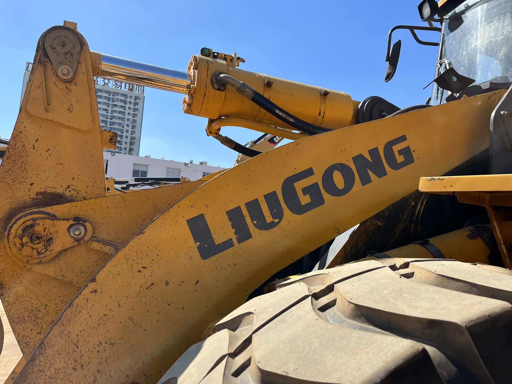 Подержанный колесный погрузчик LiuGong 862H Мощность 6 тонн Подержанный колесный погрузчик