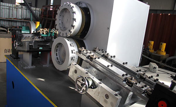Coil Sheet Rolling Rotary Punching Machine Gear Drive With Servo Feeder